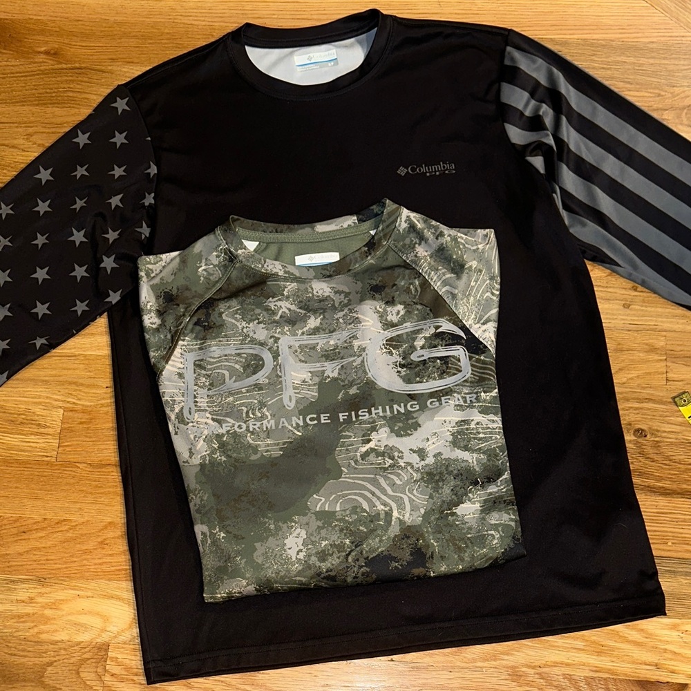 Two Columbia Men’s PFG Omni Shade Long Sleeve Shirts sz S